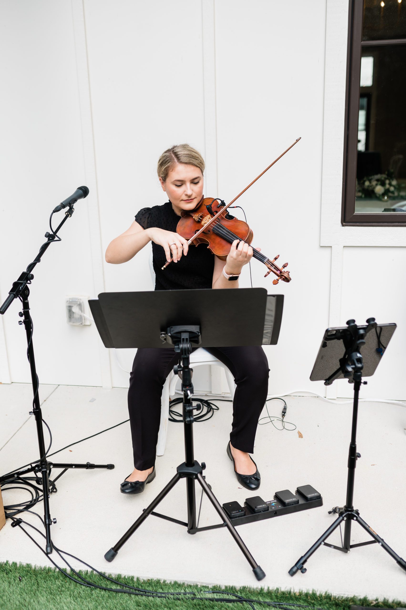 NC Violinist performance photo